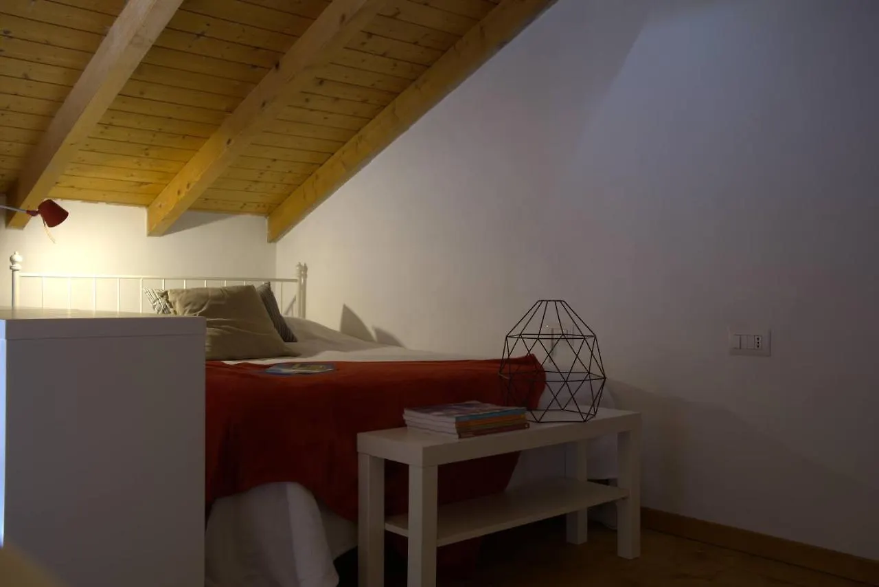 Nocleg ze śniadaniem B&B I Due Noci Cardano Al Campo Włochy