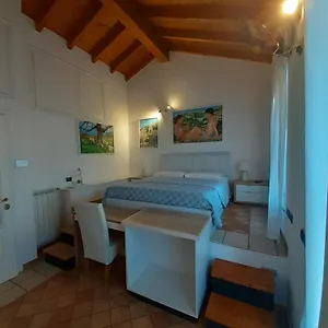 Bucceri Bed & Breakfast